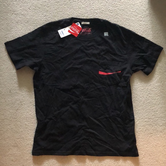 Coca Cola t shirt - Picture 2 of 3